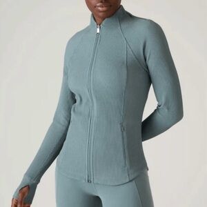 **SOLD** Athleta Salutation Oxidized Green Ribbed Jacket Zip-Up Thumb Holes